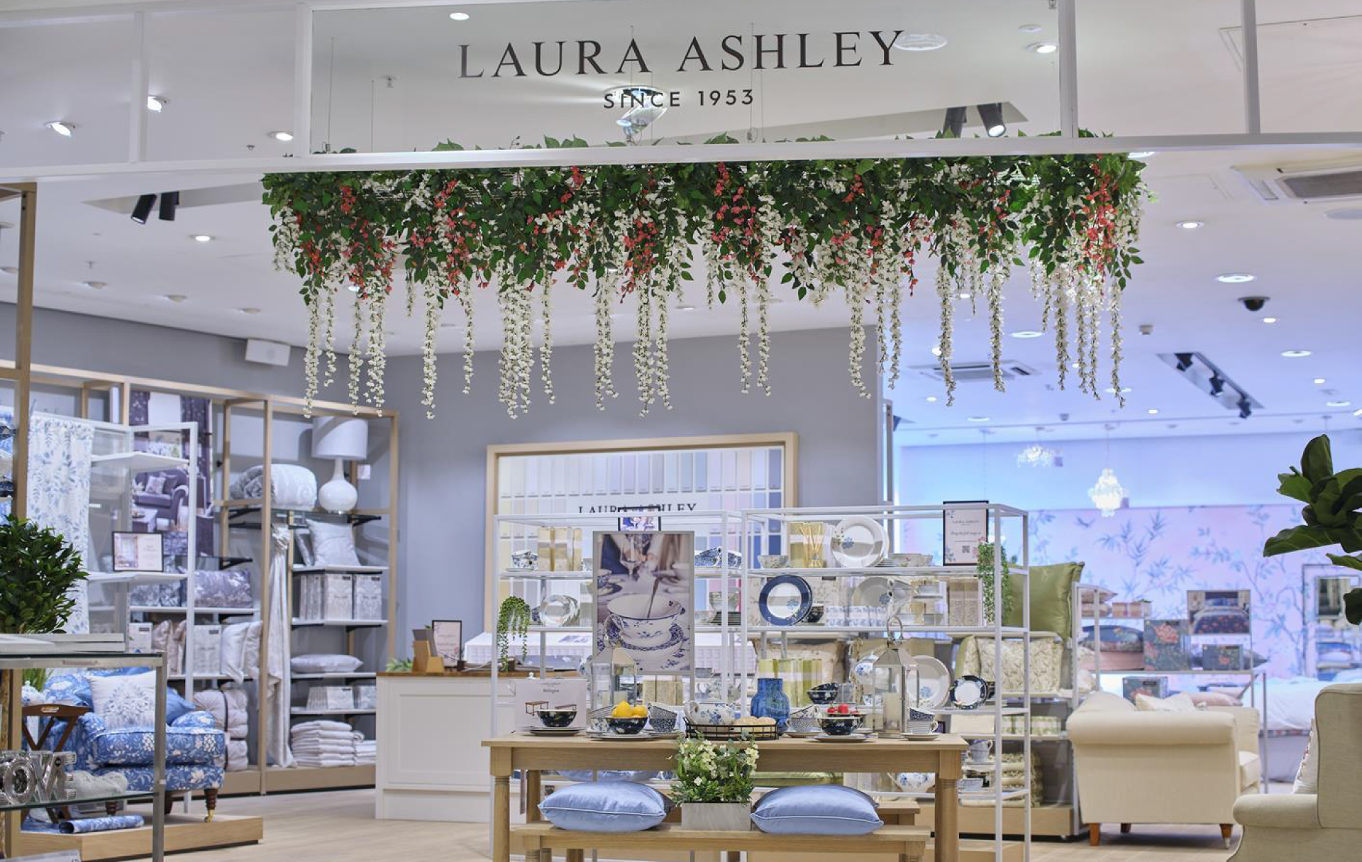 Laura-Ashley-Paint-and-Paper-Point-Of-Purchase-Installation